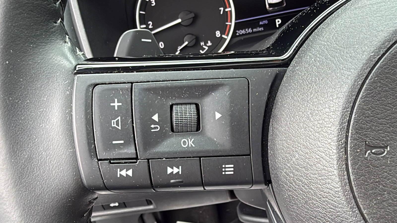 Certified 2022 Nissan Rogue SL w/ SL Premium Package image 10