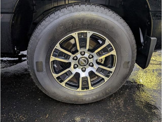 Certified 2024 Nissan Titan SV w/ SV Convenience Package image 25