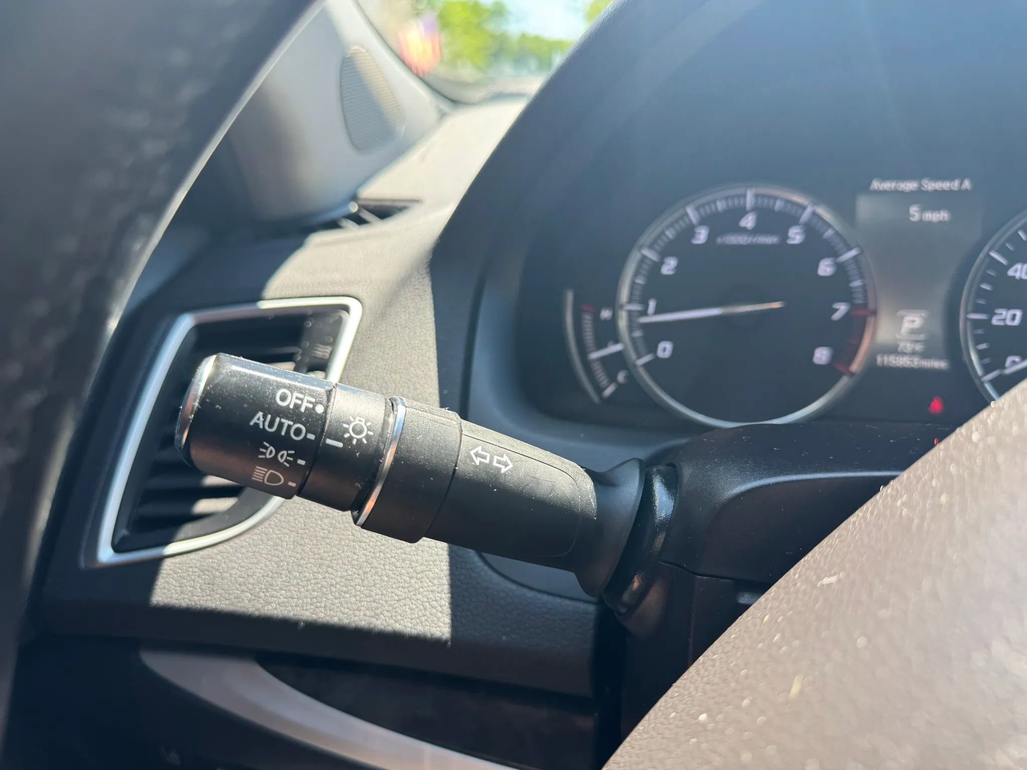 Used 2018 Acura TLX FWD image 11