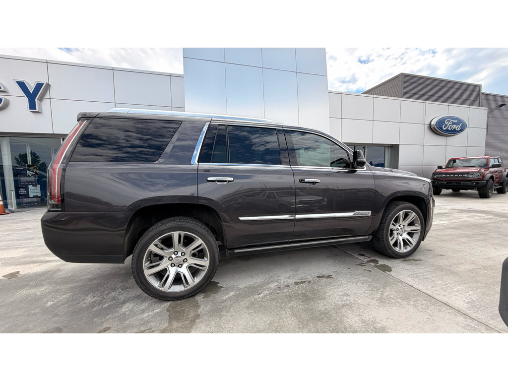 Used 2016 Cadillac Escalade Premium AWD/4WD image 10