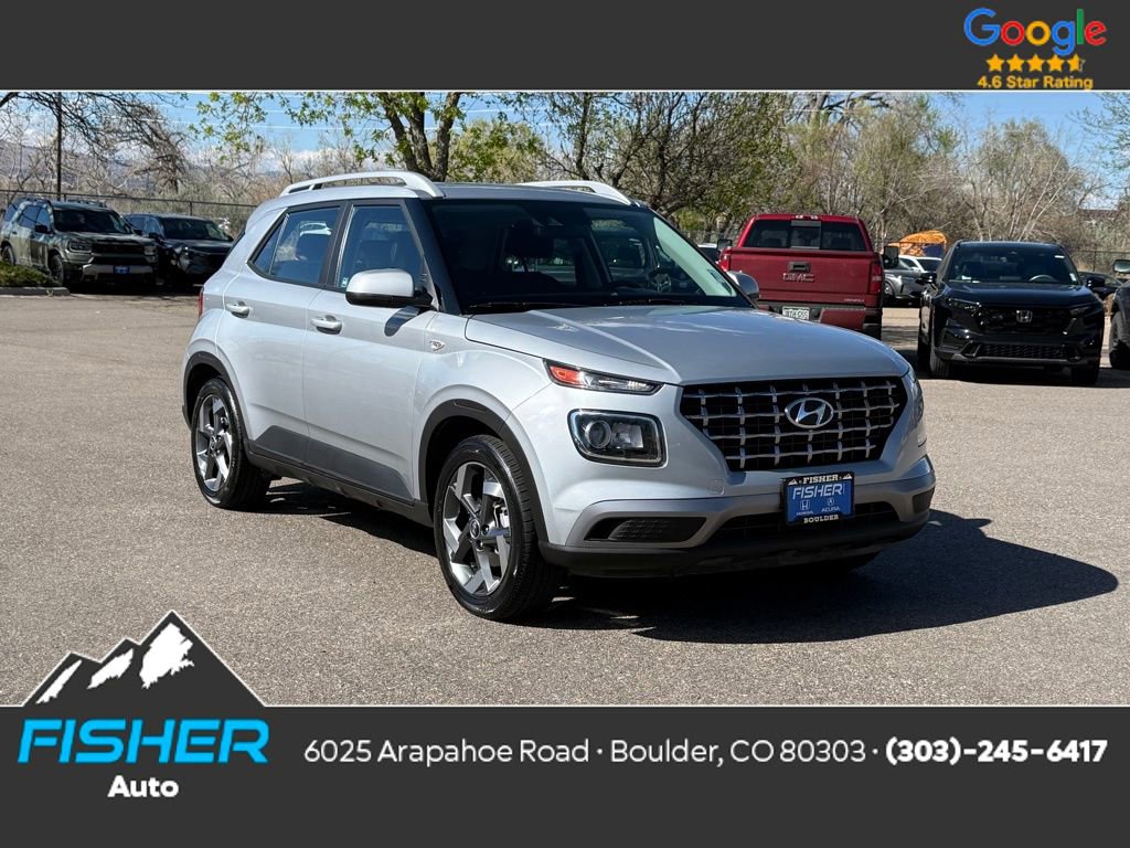 Used 2021 Hyundai Venue SEL FWD image 1