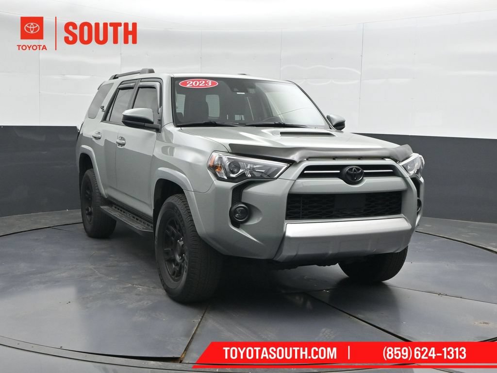 Used 2023 Toyota 4Runner TRD Off-Road AWD/4WD image 4