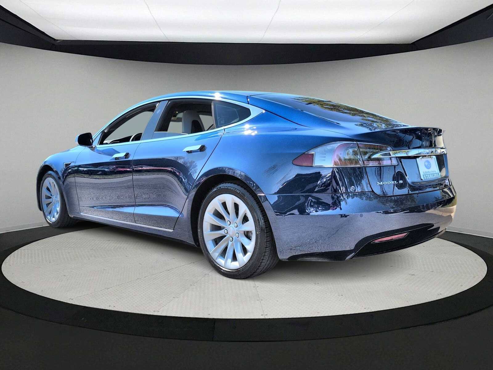 Used 2016 Tesla Model S image 6