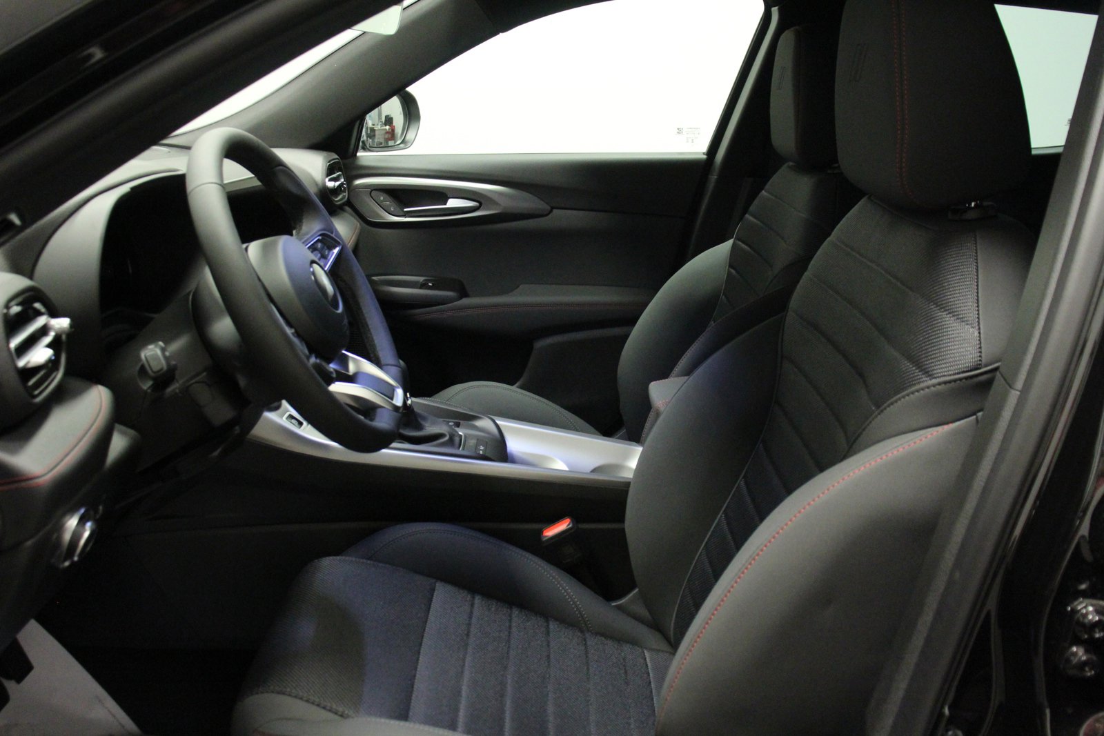 New 2024 Dodge Hornet GT w/ GT Blacktop Package image 16