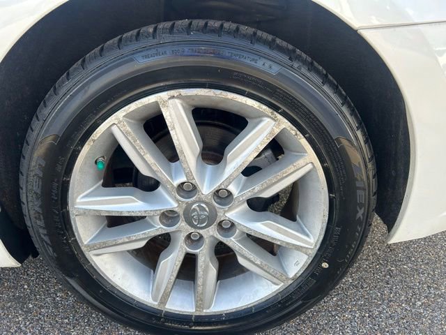 Used 2015 Toyota Avalon XLE Premium FWD image 11