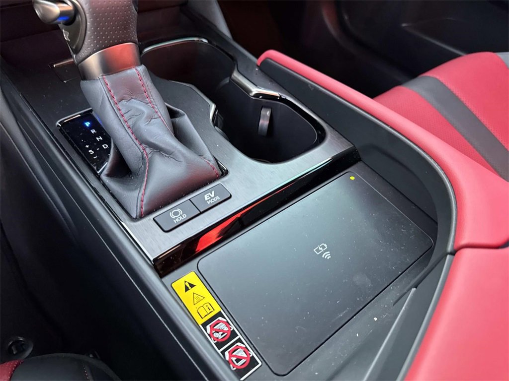 Used 2024 Lexus ES 300h F Sport image 31