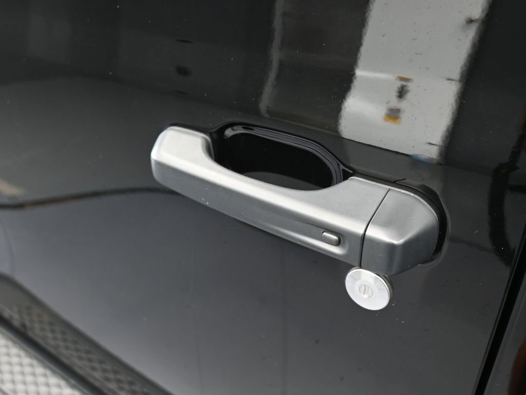 Used 2024 Jeep Gladiator Sport w/ Premium Package image 34