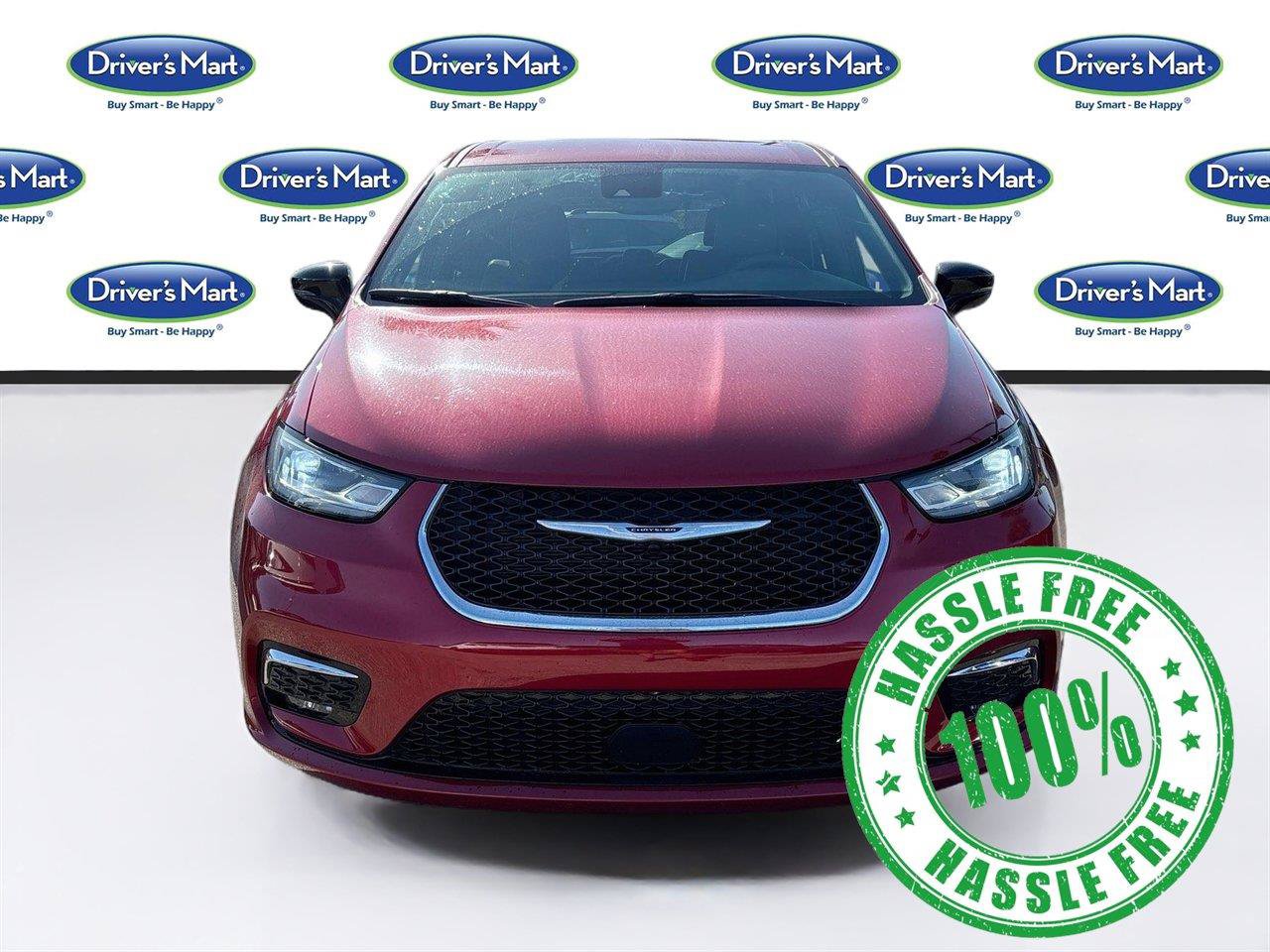 Used 2025 Chrysler Pacifica Select FWD image 2