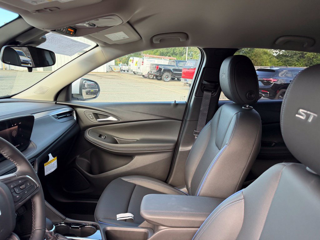 New 2026 Buick Encore GX Sport Touring w/ Advanced Technology Package AWD/4WD image 14