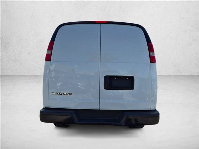 Used 2020 Chevrolet Express 2500 w/ Driver Convenience Package RWD image 6