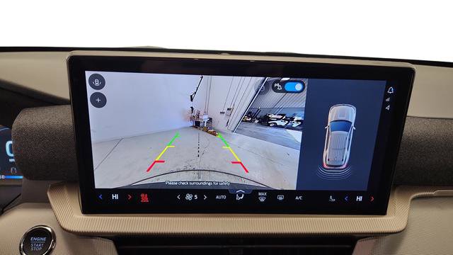 New 2026 Ford Explorer Active w/ Active Comfort Package image 17