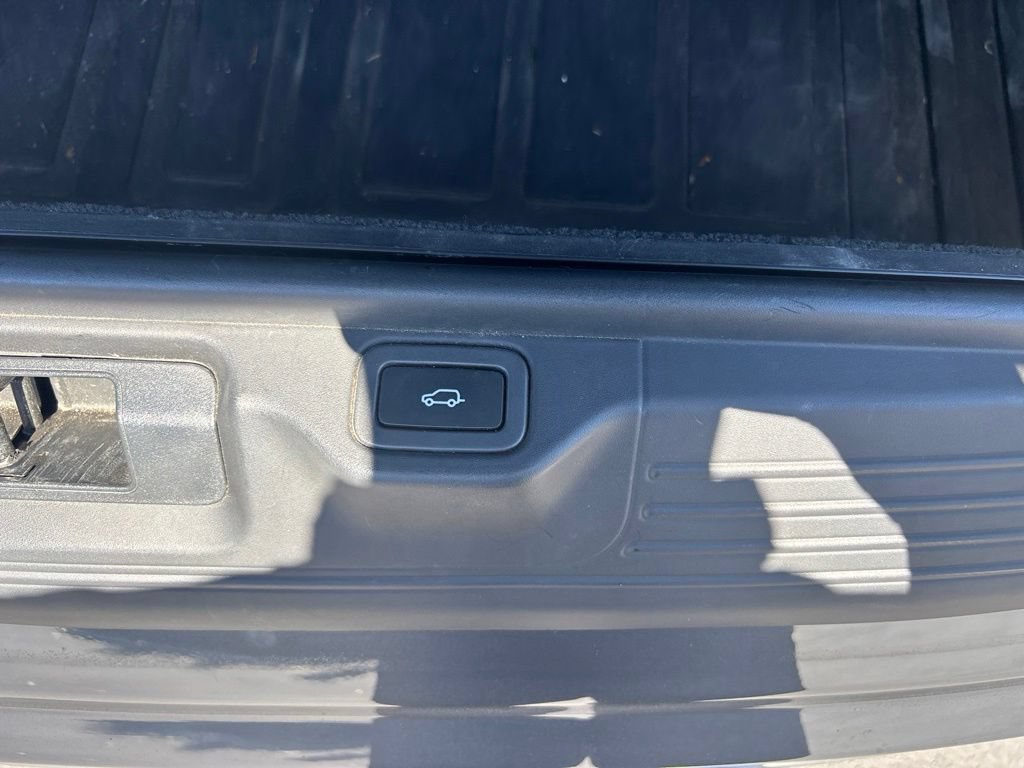 Used 2017 Land Rover Range Rover HSE AWD/4WD image 11