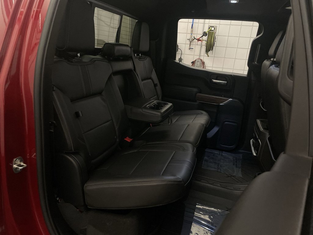 Used 2021 Chevrolet Silverado 1500 High Country w/ Technology Package image 22