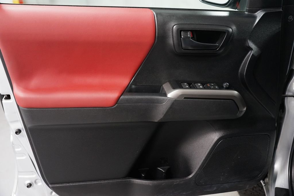 Certified 2023 Toyota Tacoma SR5 image 28