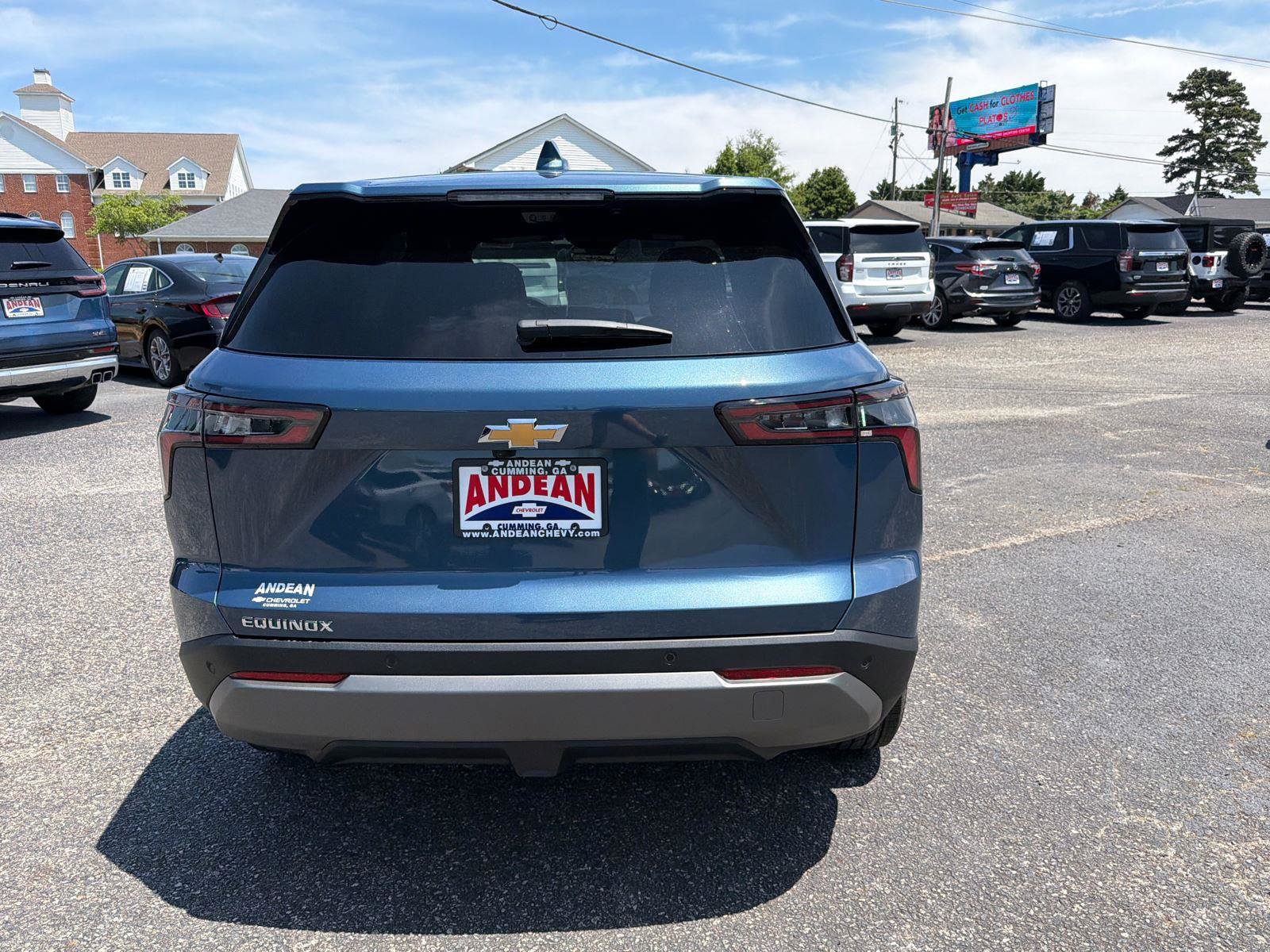 New 2026 Chevrolet Equinox LT w/ Convenience Package II FWD image 6
