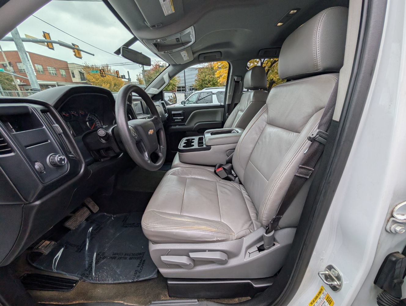 Used 2017 Chevrolet Silverado 1500 Custom w/ Custom Convenience Package RWD image 15