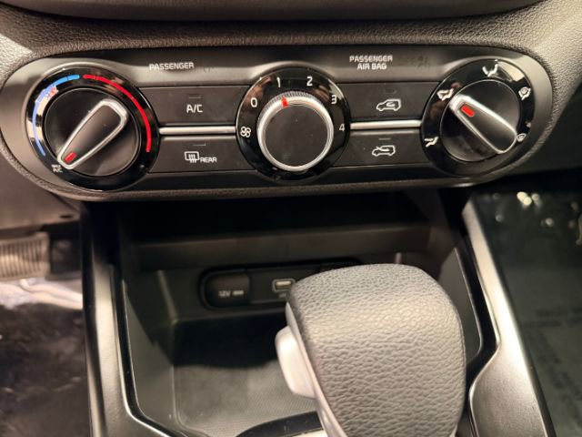 Used 2020 Kia Soul LX FWD image 37