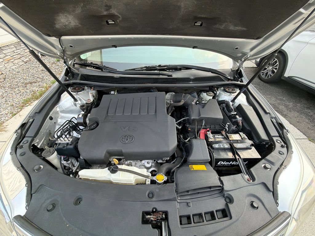Used 2013 Toyota Avalon XLE FWD image 47
