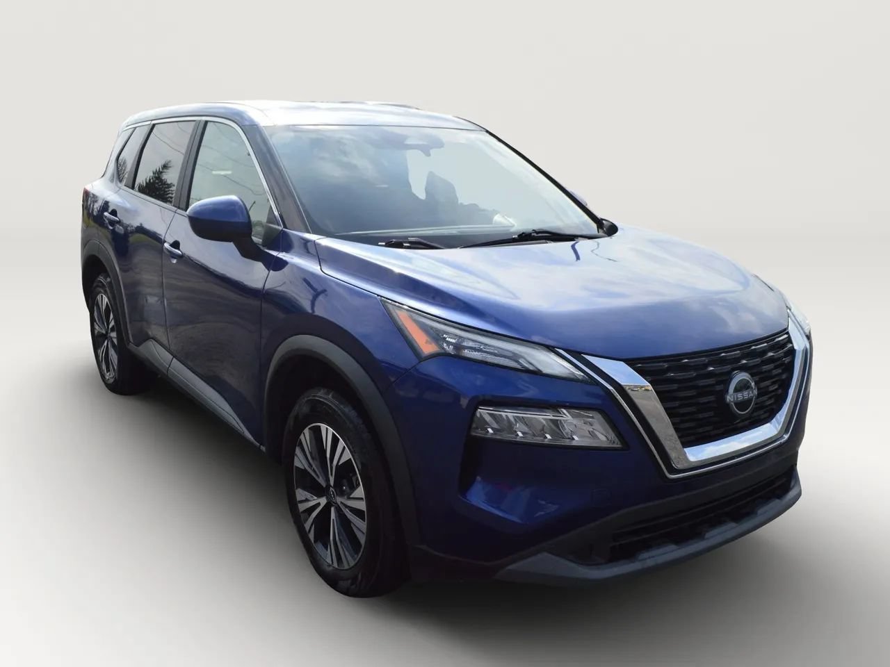 Used 2023 Nissan Rogue SV FWD image 12