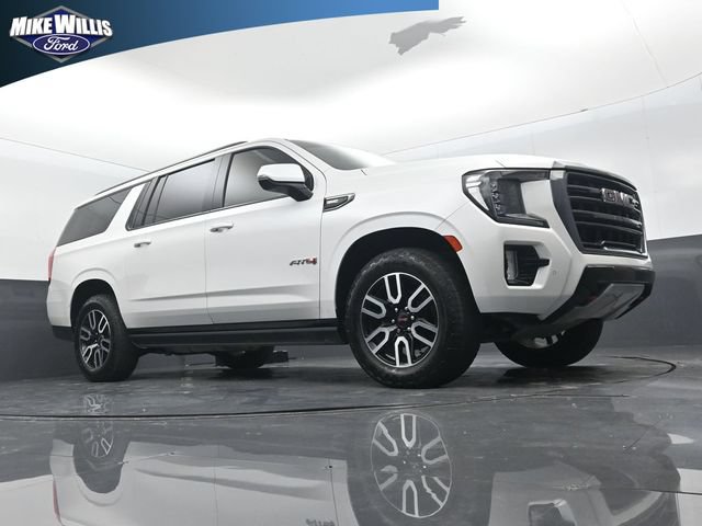 Used 2022 GMC Yukon XL AT4 AWD/4WD image 17