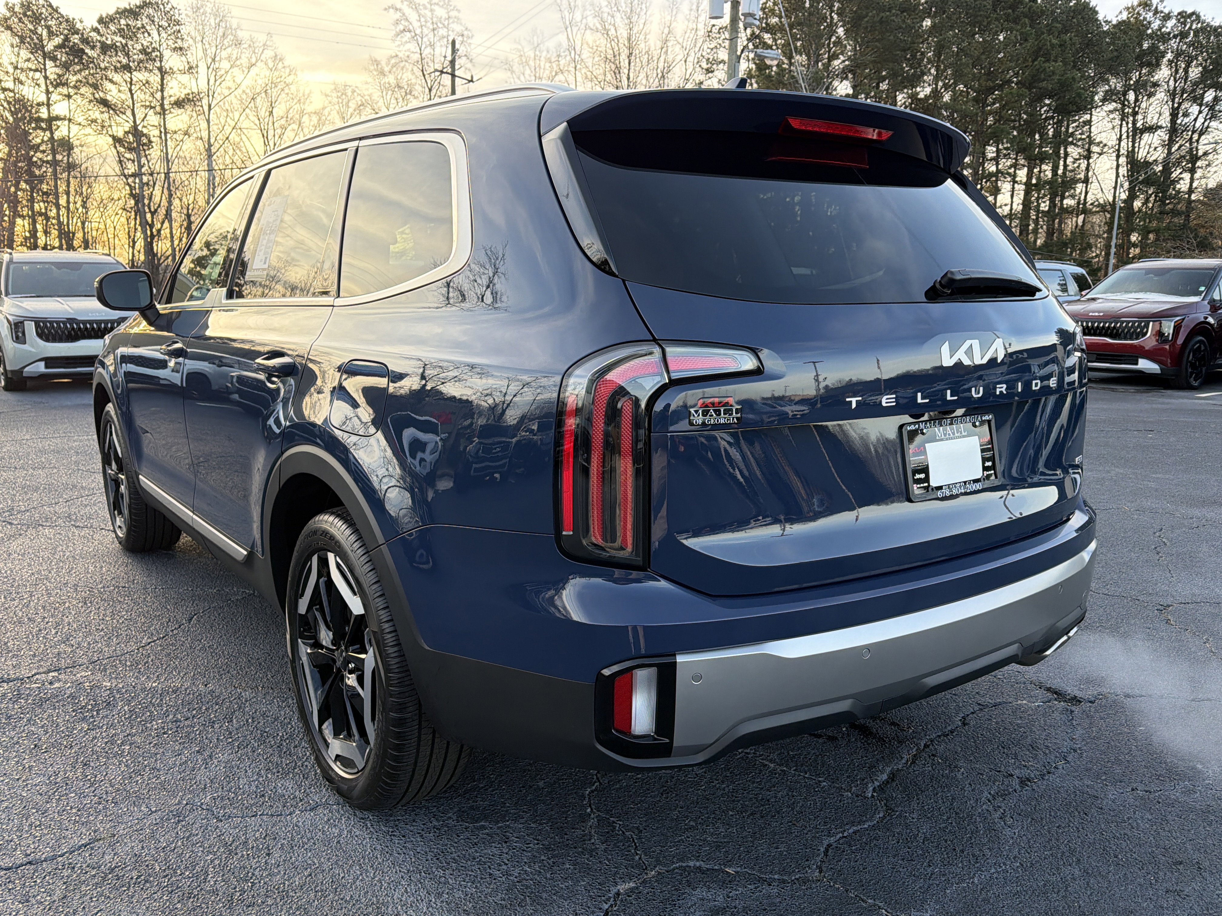 Used 2025 Kia Telluride EX image 5