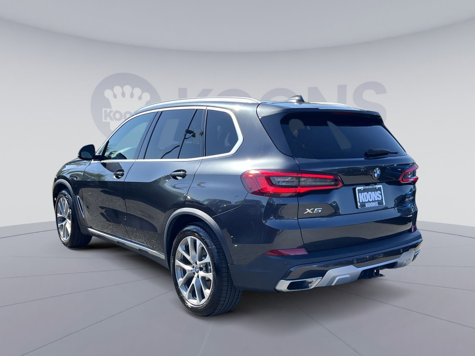Used 2019 BMW X5 xDrive40i w/ Luxury Seating Package AWD/4WD image 14