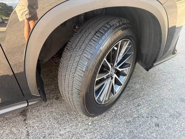 Used 2025 Lexus NX 250 FWD w/ Accessory Package (Z2) image 40