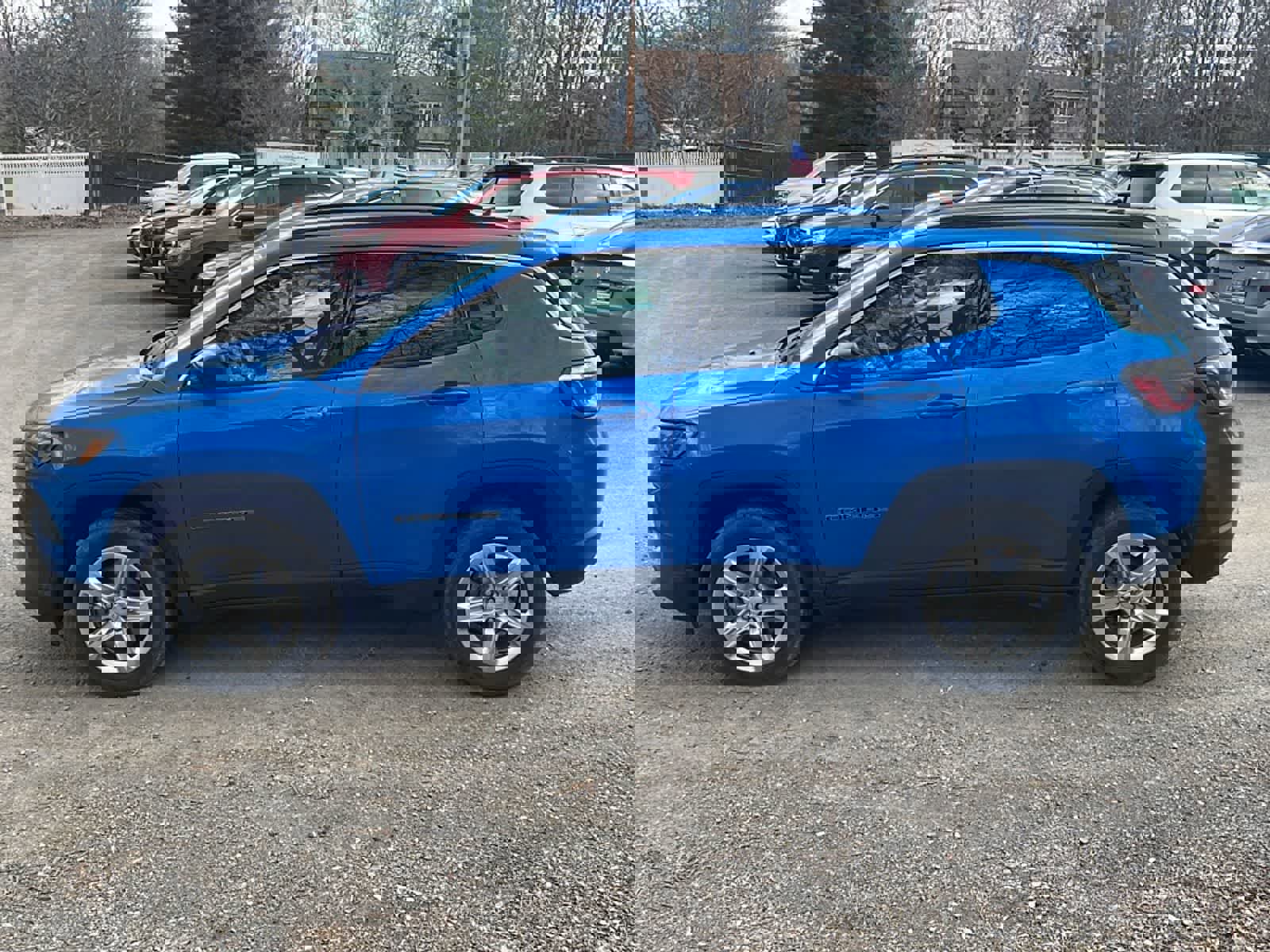 Used 2023 Jeep Compass Latitude w/ Convenience Group image 4