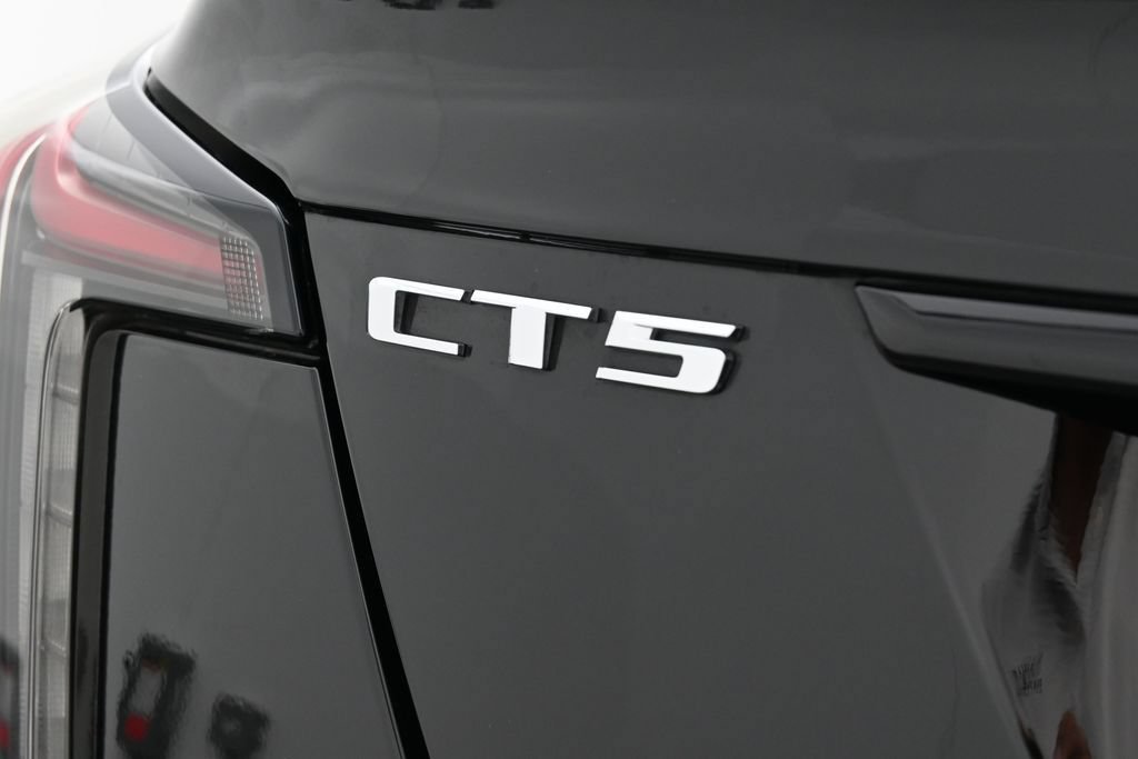 Certified 2025 Cadillac CT5 V Blackwing w/ Carbon Fiber 2 Package RWD image 36