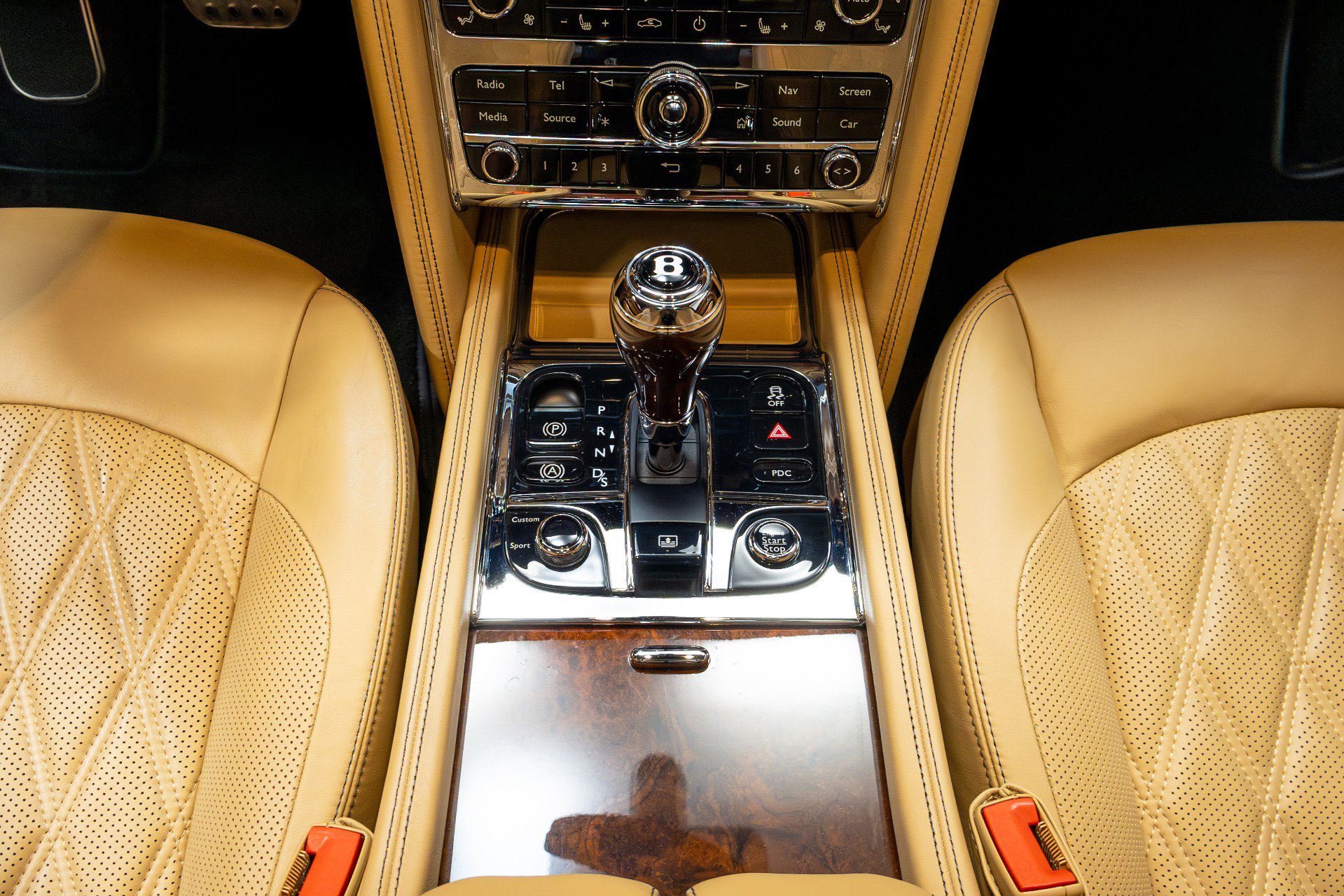 Used 2017 Bentley Mulsanne image 38