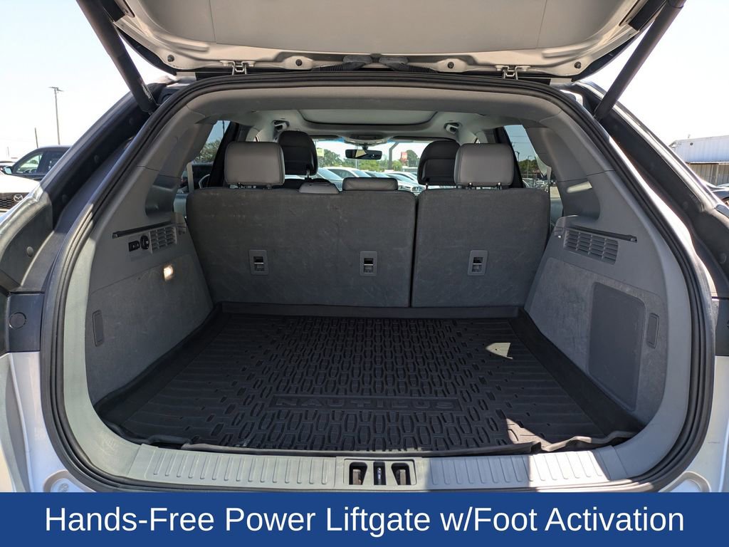 Used 2019 Lincoln Nautilus Reserve FWD image 13