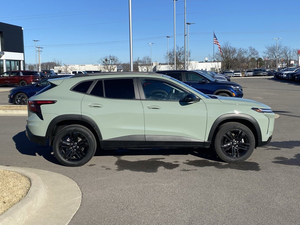 Used 2025 Chevrolet Trax ACTIV w/ Driver Confidence Package image 8