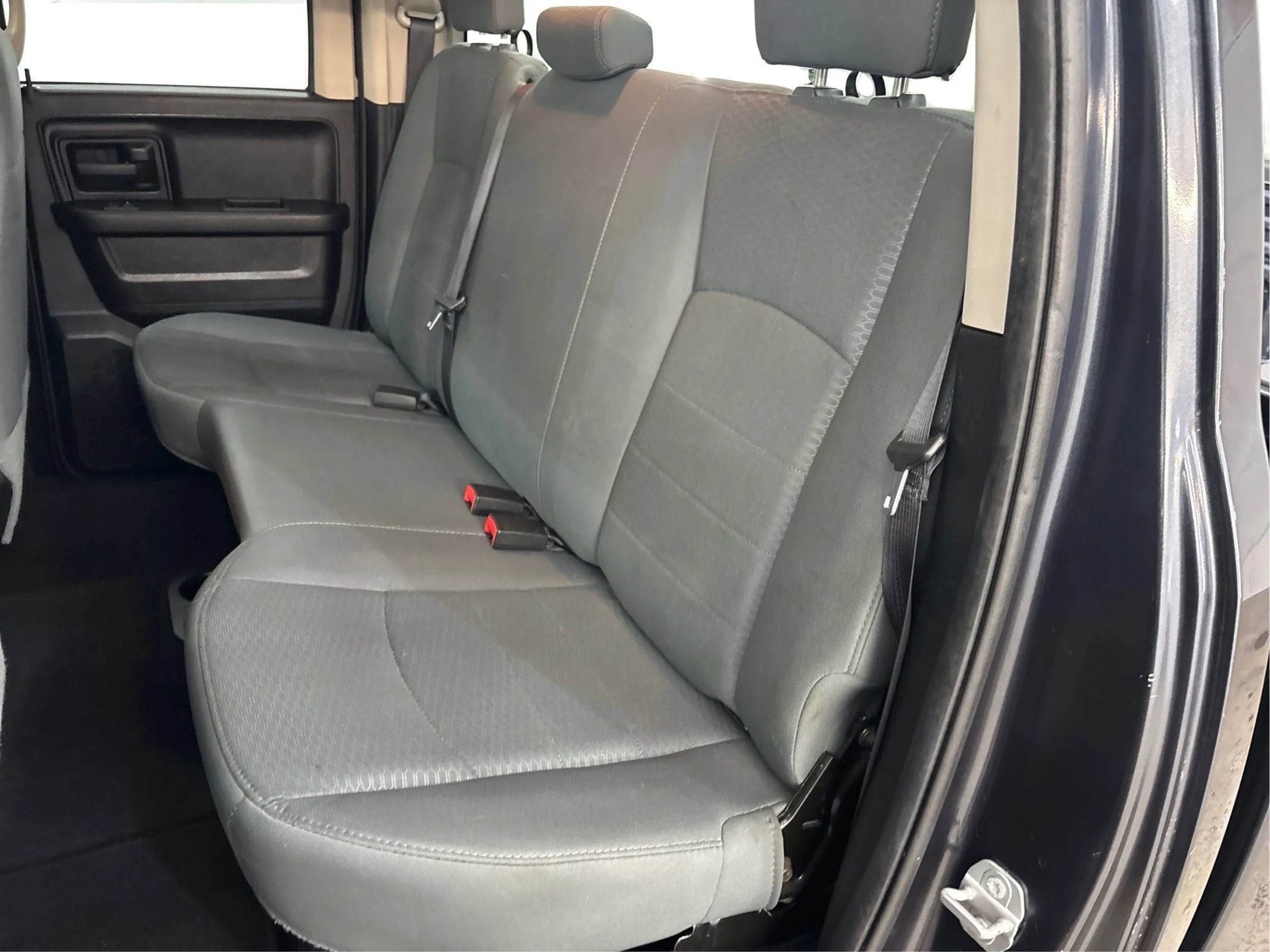 Used 2016 RAM 1500 Express image 14