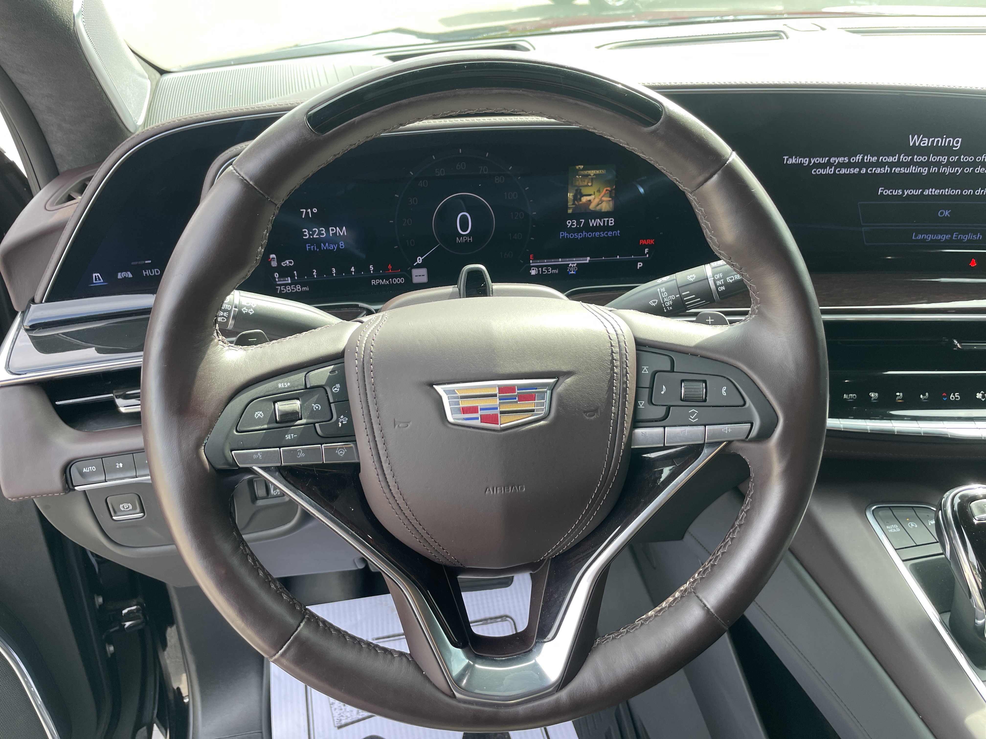 Used 2023 Cadillac Escalade Premium Luxury Platinum w/ LPO, Floor Liner Package AWD/4WD image 17