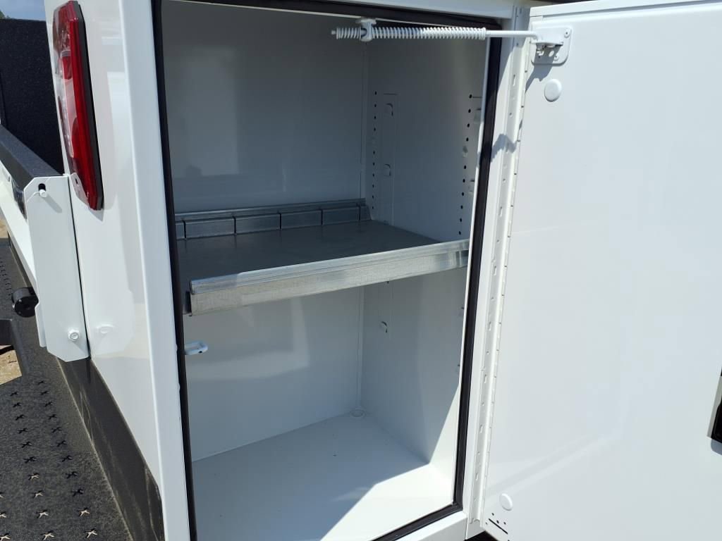 New 2024 Ford F550 2WD Regular Cab Super Duty image 26