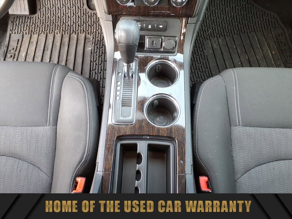 Used 2015 Chevrolet Traverse LT image 25