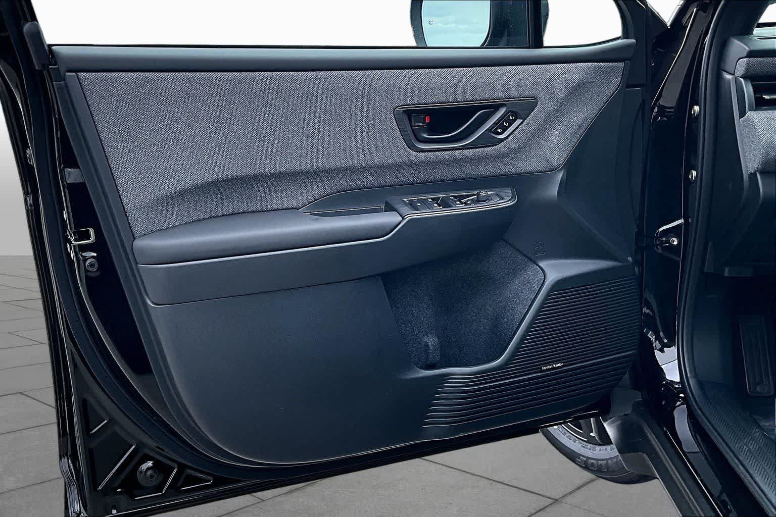 New 2026 Subaru Outback Limited AWD/4WD image 10