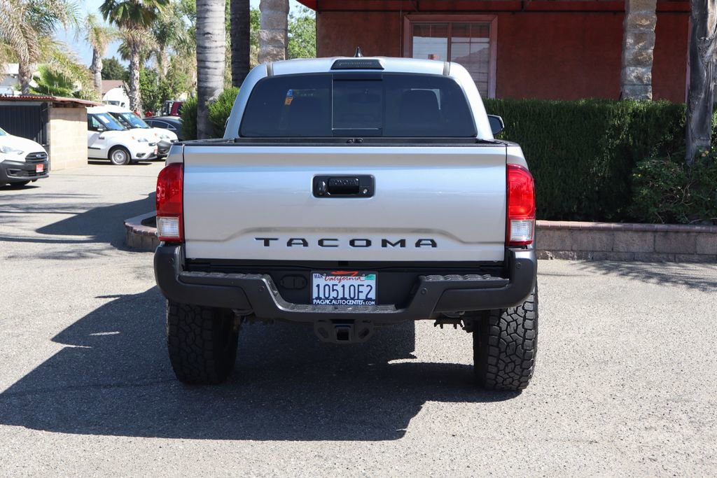 Used 2017 Toyota Tacoma TRD Off-Road RWD image 7