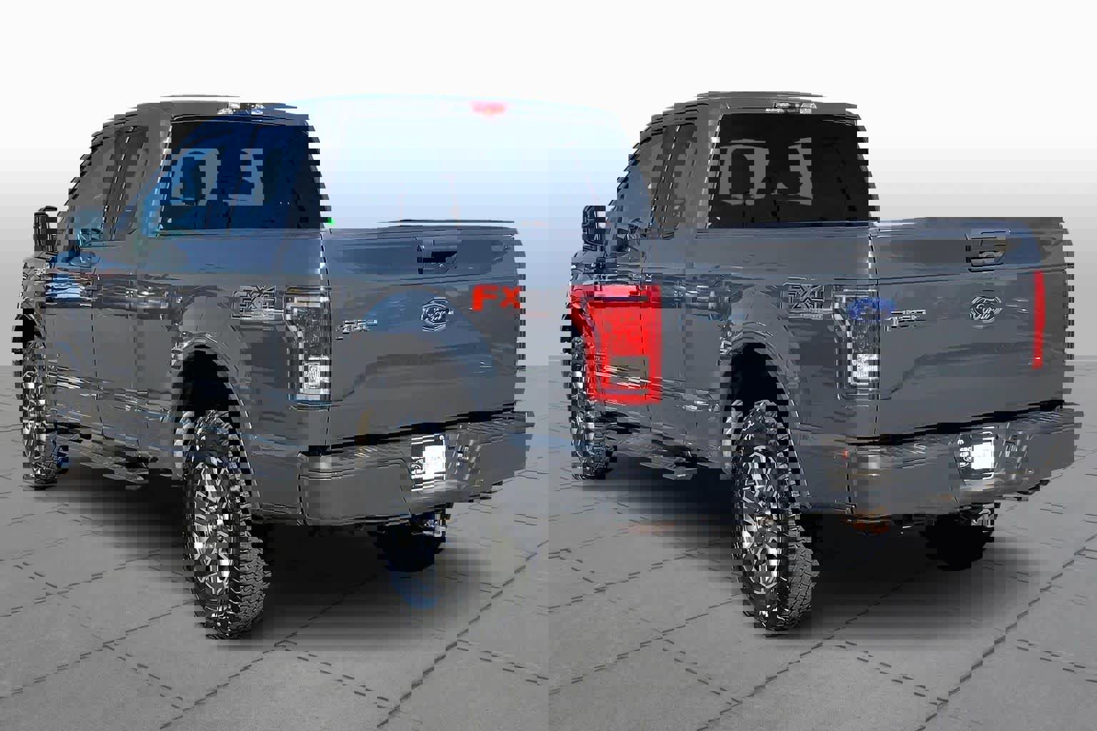 Used 2016 Ford F150 XLT w/ Equipment Group 301A Mid image 22