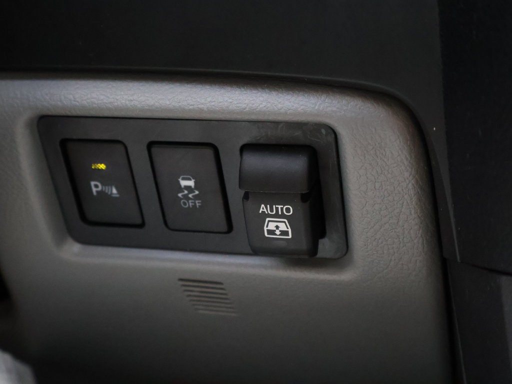 Used 2019 Toyota Sequoia Platinum AWD/4WD image 28