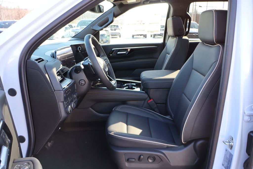 New 2026 Chevrolet Tahoe Premier w/ Sun And Tow Package image 11