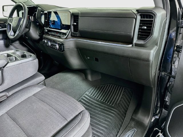 Used 2026 Chevrolet Silverado 1500 RST AWD/4WD image 28