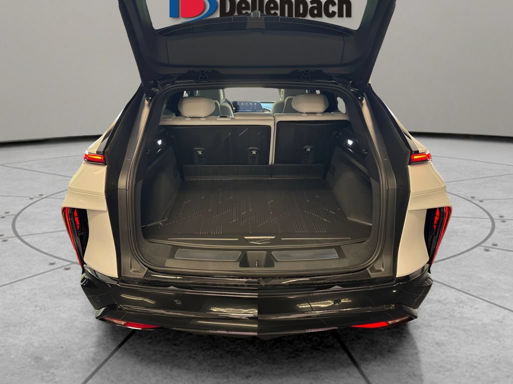 New 2026 Cadillac Lyriq Premium Sport w/ LPO, Floor Liner Package AWD/4WD image 13