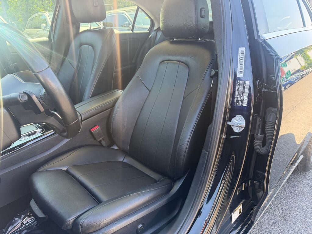 Used 2019 Mercedes-Benz A 220 image 12