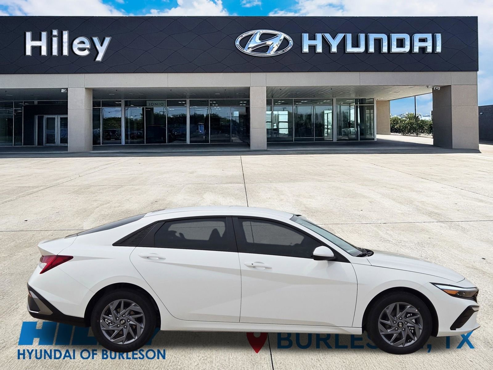 New 2026 Hyundai Elantra Blue FWD image 3
