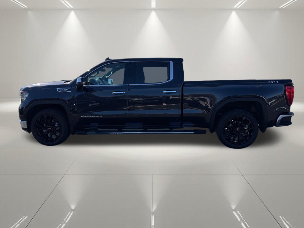 Used 2023 GMC Sierra 1500 SLT w/ SLT Premium Plus Package AWD/4WD image 8