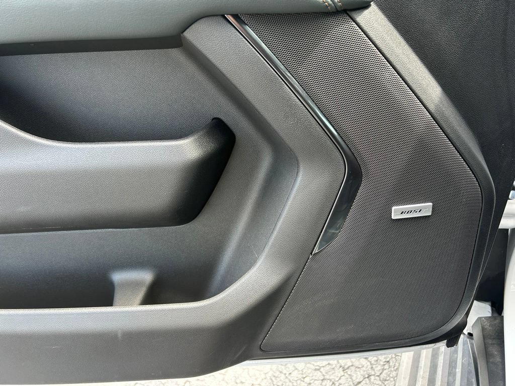 Used 2025 GMC Yukon AT4 w/ AT4 Premium Plus Package AWD/4WD image 20