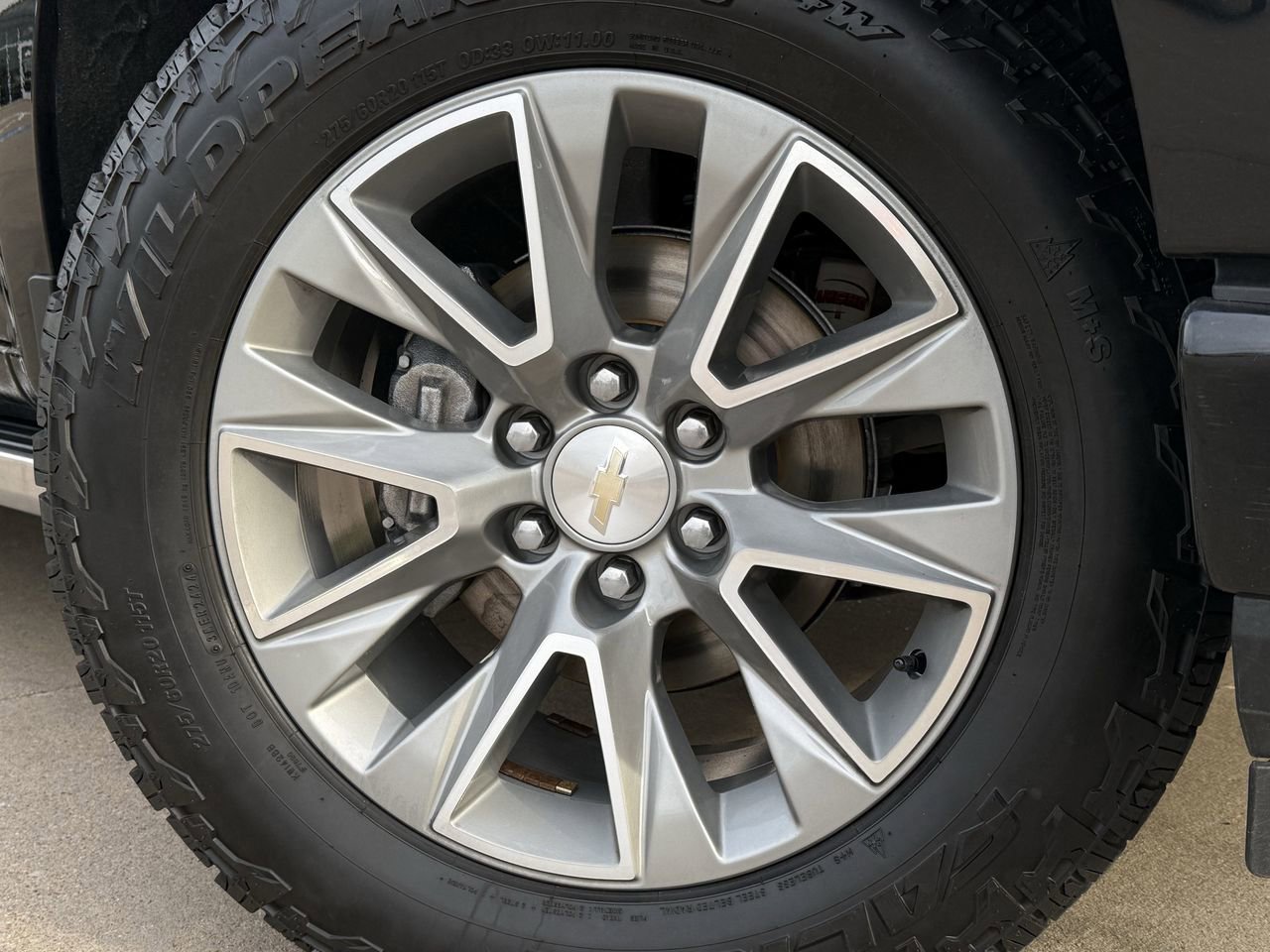 Used 2022 Chevrolet Silverado 1500 High Country w/ Safety Package II AWD/4WD image 7