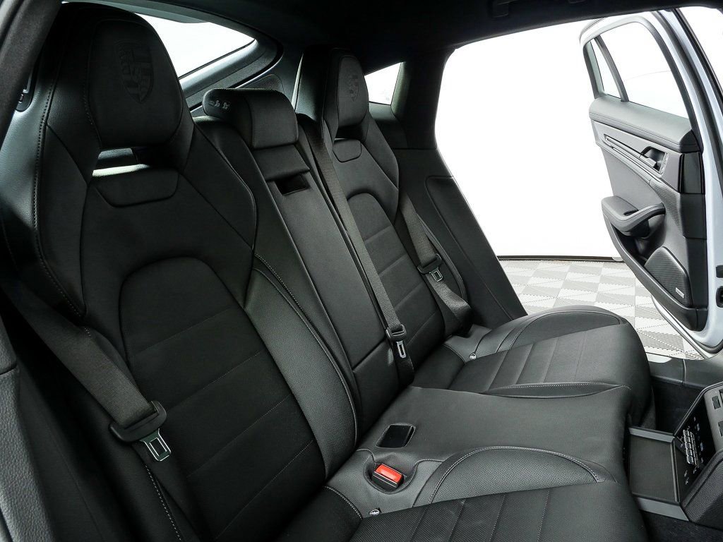 New 2026 Porsche Panamera image 23