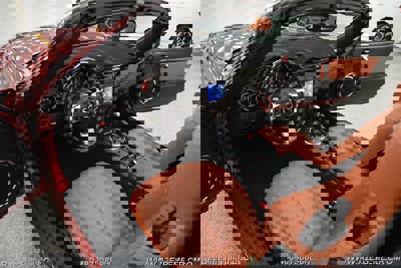 Used 2008 MAZDA MX-5 Miata Grand Touring w/ Premium Pkg image 13